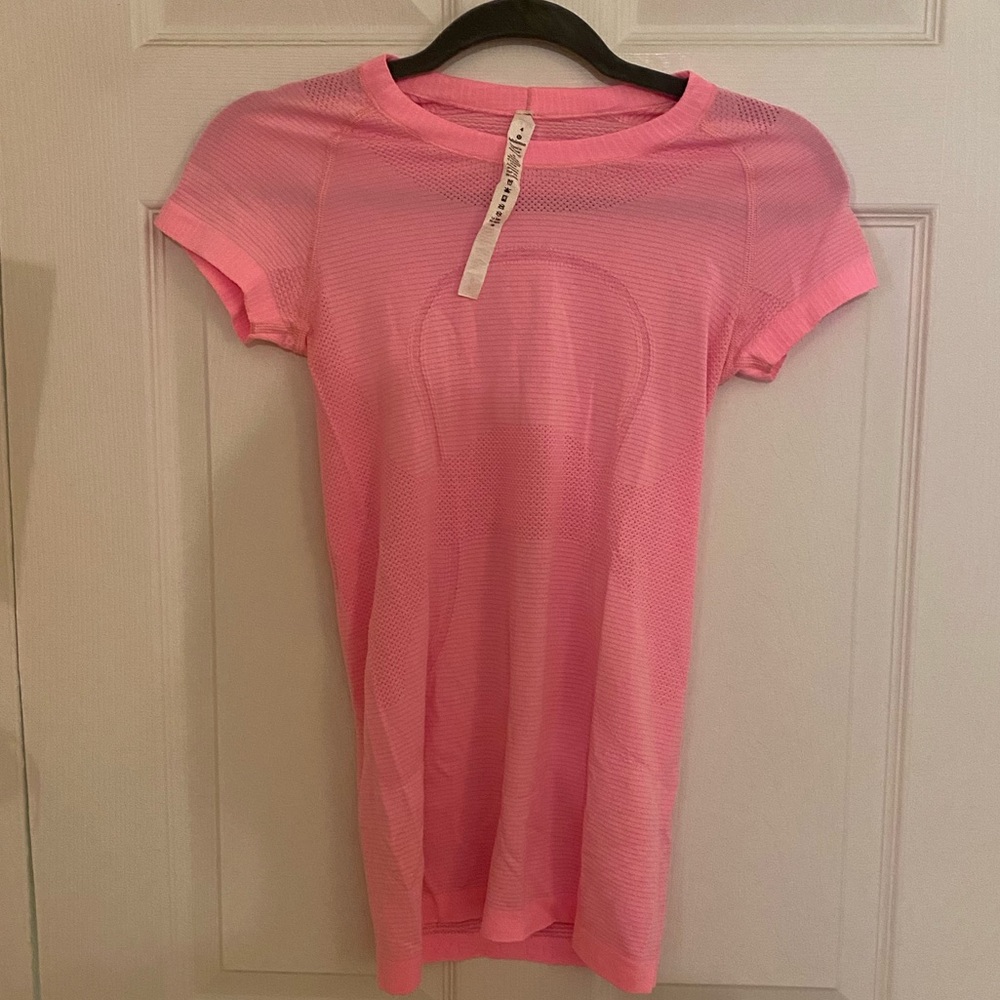 Lululemon Swiftly Tech Short Sleeve